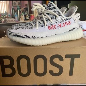Yeezy Boost 350 v2 Zebra 🖤